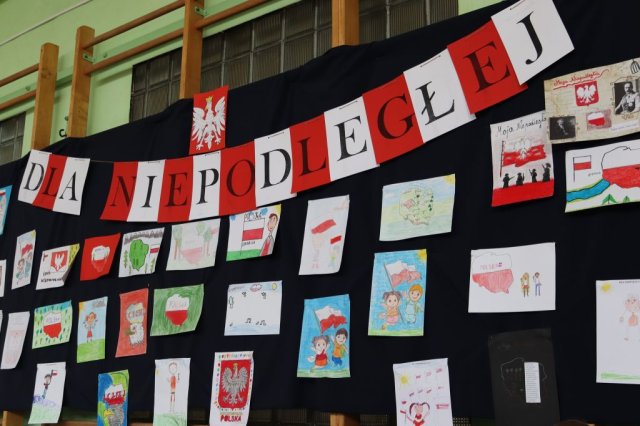 b_1024_768_0_00_images_2023_2024_WYDARZENIA_Niepodleglosc_401083202_803885354872748_9109002917016024259_n